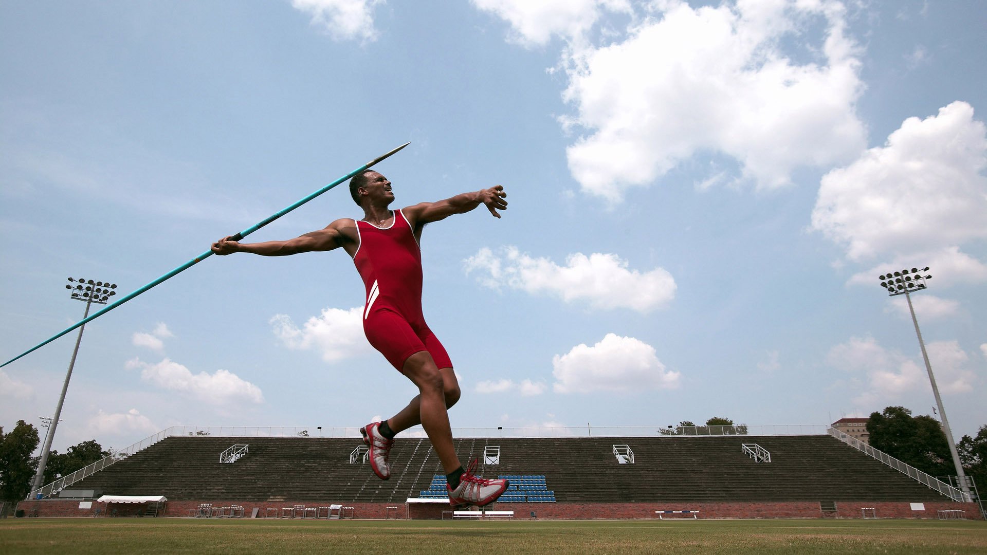 数字化管理系统在足球训练基地推广，提高运营效率，足球数据采集系统